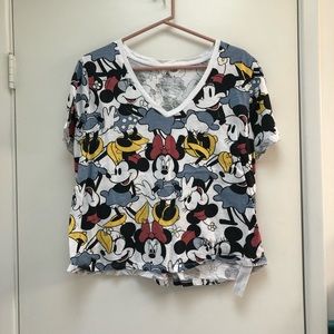 Minnie Mouse Women’s V- Neck T Shirt